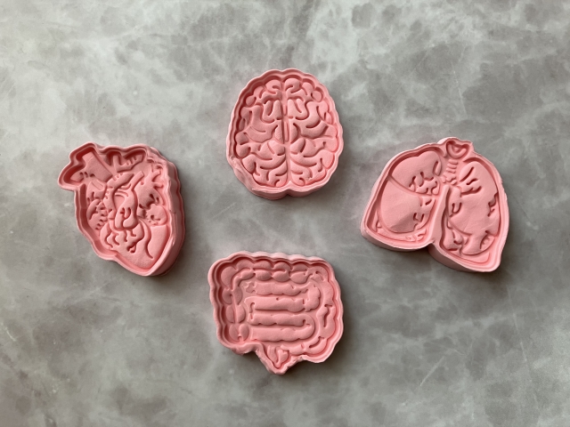 食品添加物が身体に影響を与えるイメージ